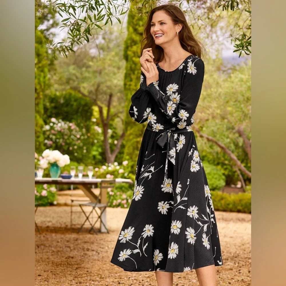 NWT Talbots Black Vintage Style Daisy Fit and Flare Dress Size 6 - Picture 4 of 13
